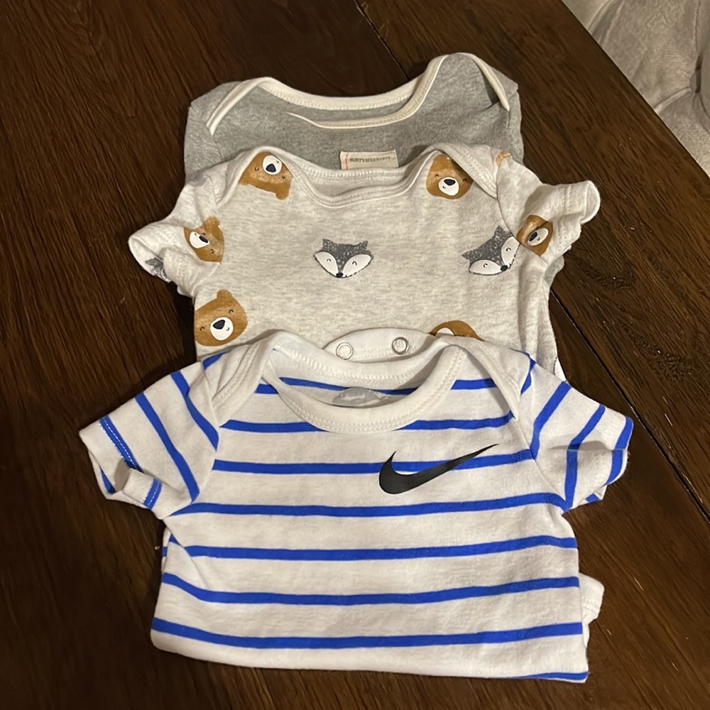 0-3 MONTHS - Baby Bundle - Picture 2 of 5